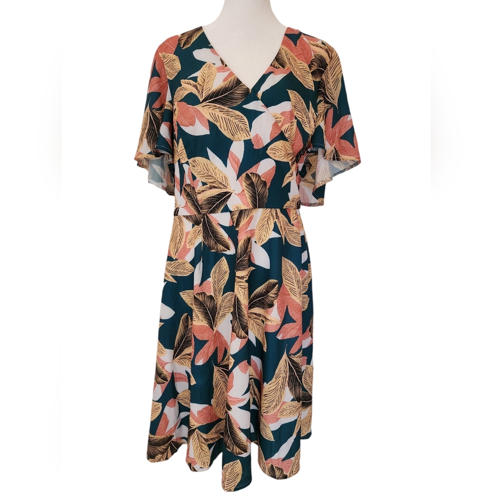 New 3X Liza Luxe Green Leaf Print Midi Dress